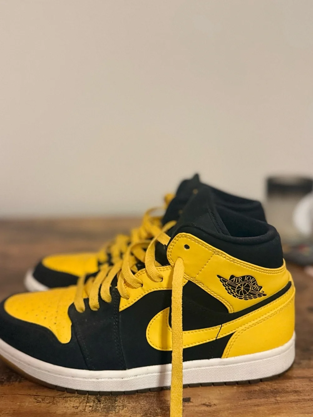 Jordan Kids Mid-Top Sneakers in Yellow and Black